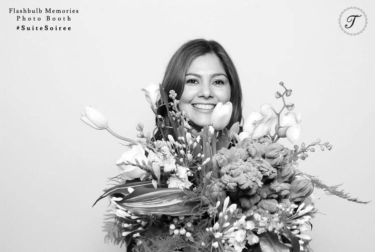 flowers-glam-kardashian-filter-photo-booth