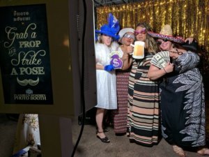 tucson-photo-booth-gif-phoenix-arizona-boomerang-party-idea-wedding-idea-derby-party-charity-gala-10-orig